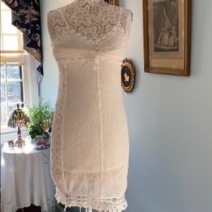 White Dress - New with Tags. Medium. Stunning